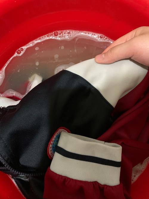 dich-vu-giat-dong-phuc-phong-sach-8