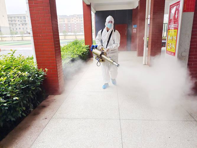 dich-vu-phun-khu-khuan-phong-sach-17