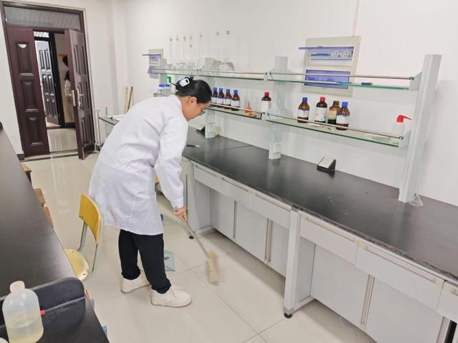 dich-vu-tiet-trung-thiet-bi-61